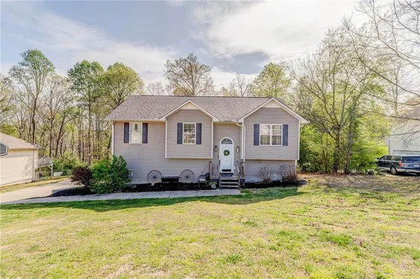 $300,000 | 340 Brody Drive Northeast, Resaca, GA 30735
