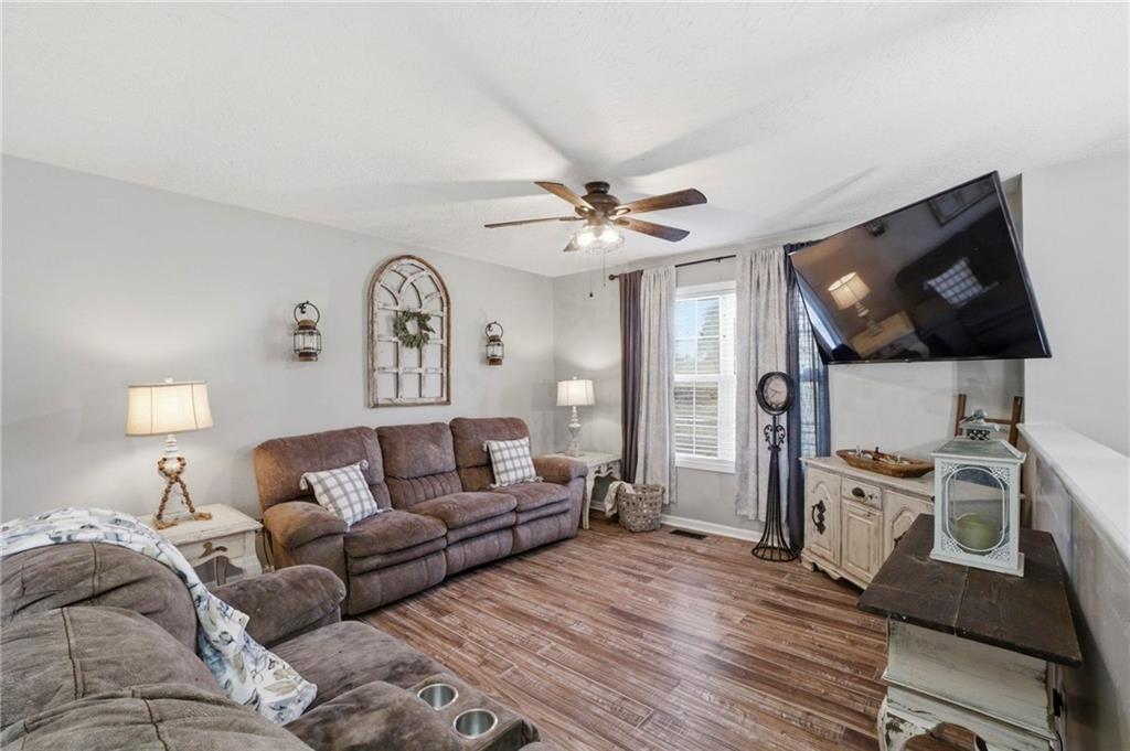 340 Brody Drive Northeast Resaca, GA 30735 - Photo 3 of 21