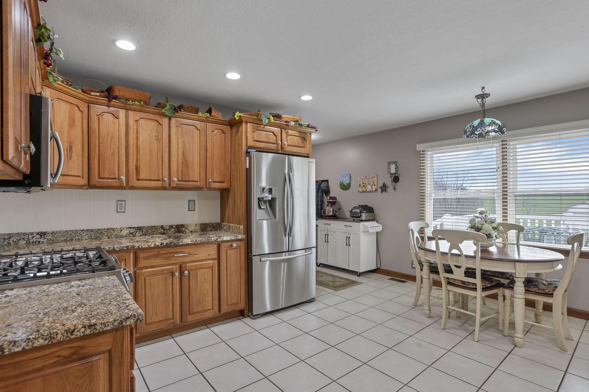 345 Lake Road Northeast Lancaster, OH 43130 - Photo 22 of 74 22-web-or-mls-939A2356