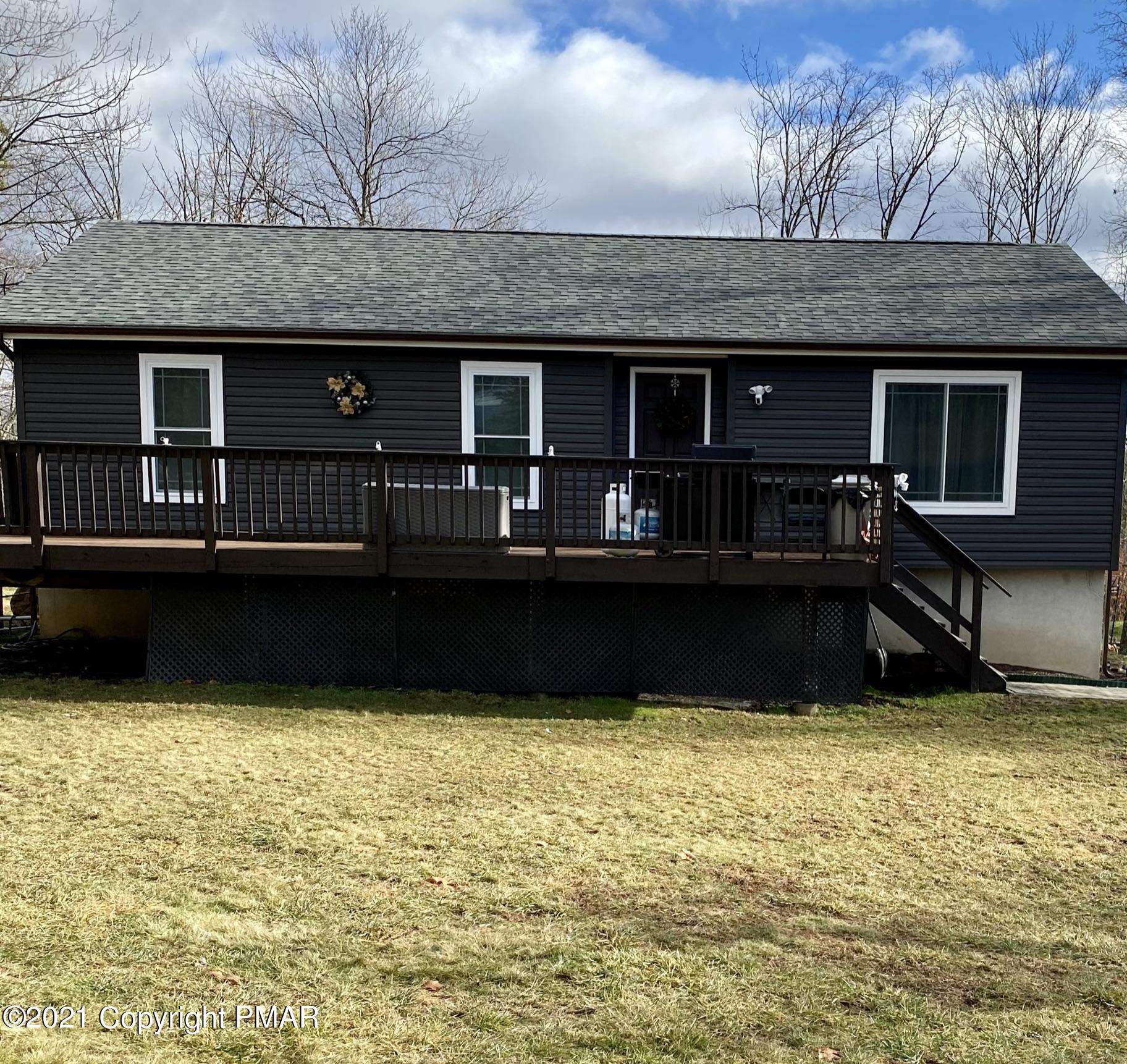 2192 Walnut Trail Bushkill, PA 18324 - Photo 1 of 23 E45FEFF2-FD34-496C-BE4D-A766B2C7929D