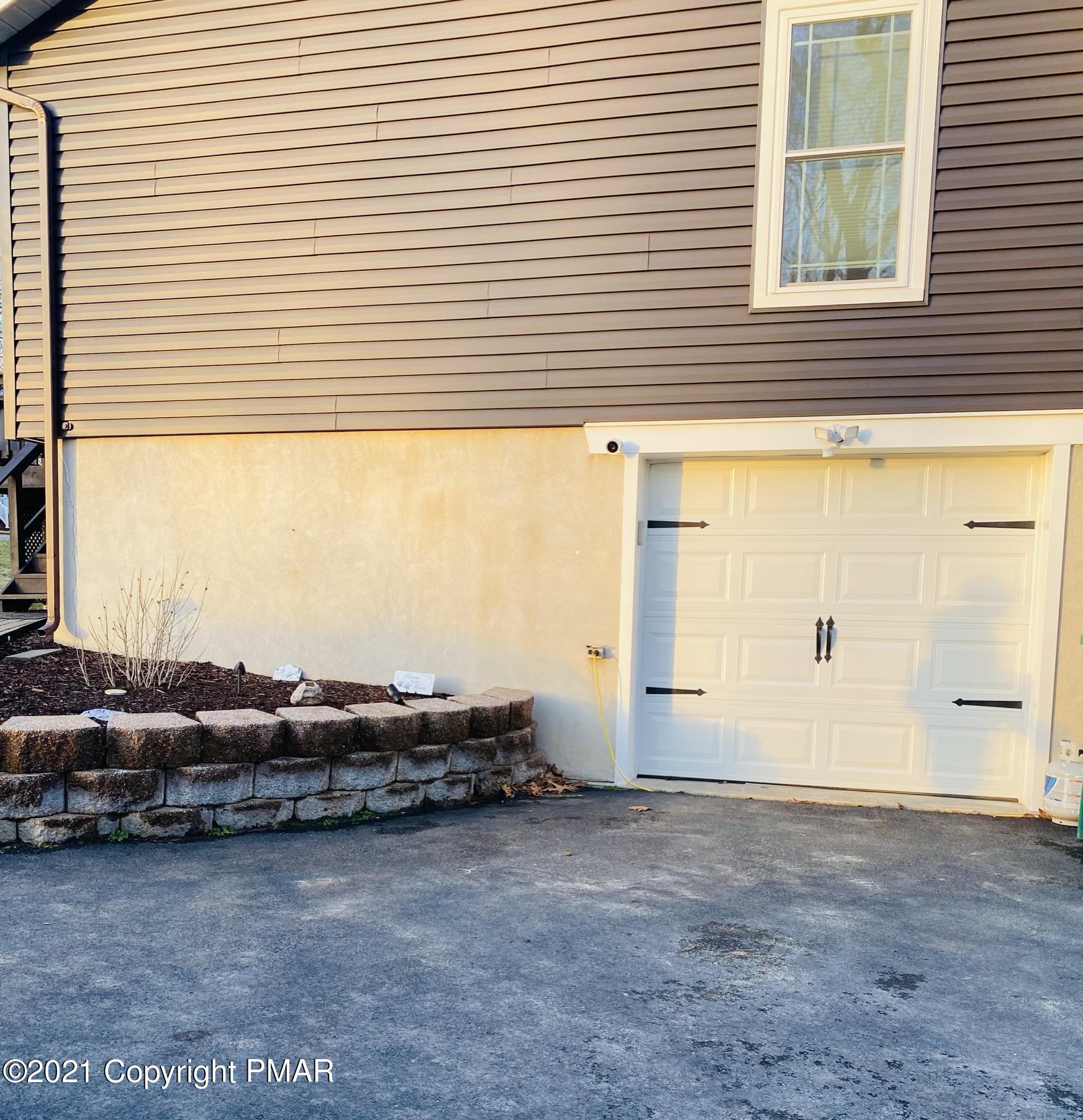 2192 Walnut Trail Bushkill, PA 18324 - Photo 23 of 23 3B2C7CD7-7A48-46AE-8C6A-C98D1816E7C8