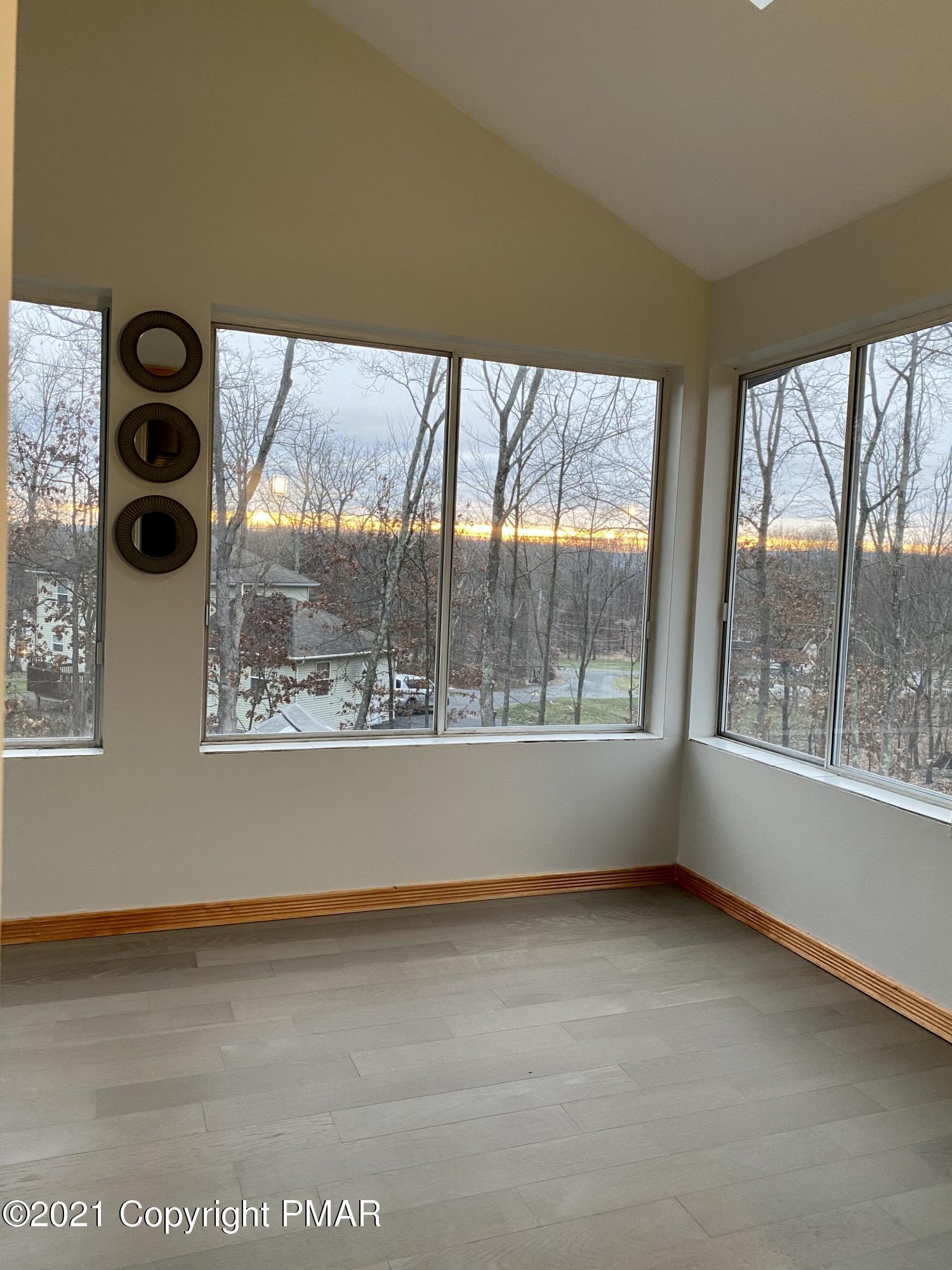 2192 Walnut Trail Bushkill, PA 18324 - Photo 10 of 23 30D98CAE-B6E1-46F8-868A-EBF995505E88