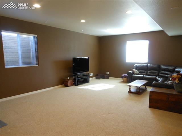967 Spectrum Loop Colorado Springs, CO 80921 - Photo 13 of 36 Gallery Image 13