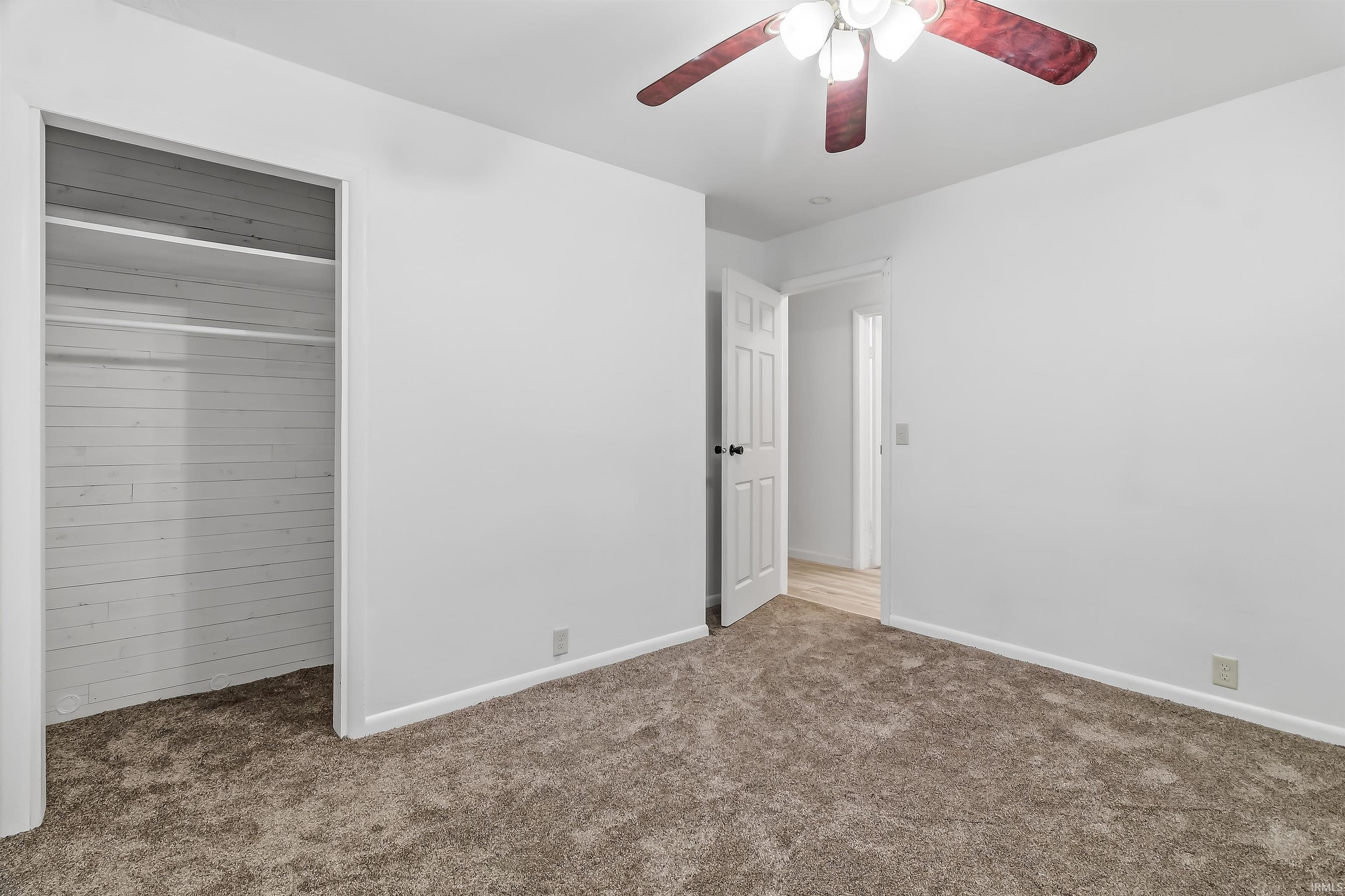 5915 South Delmar Road Marion, IN 46953 - Photo 12 of 29