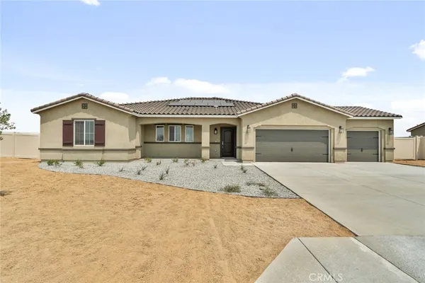 $706,900 | 14550 Indigo Street, Apple Valley, CA 92307