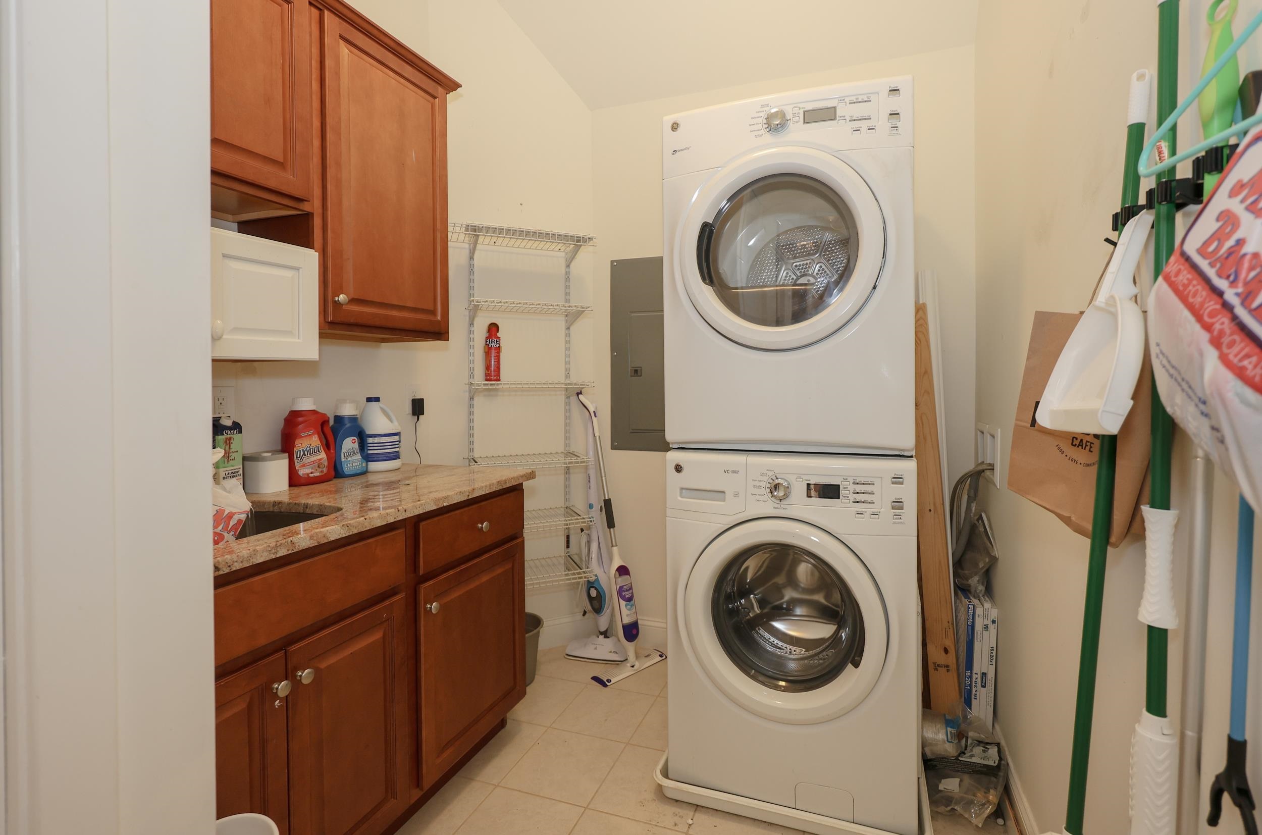 10 Braemoor Woods Road, Unit 202 Salem, NH 03079 - Photo 36 of 41