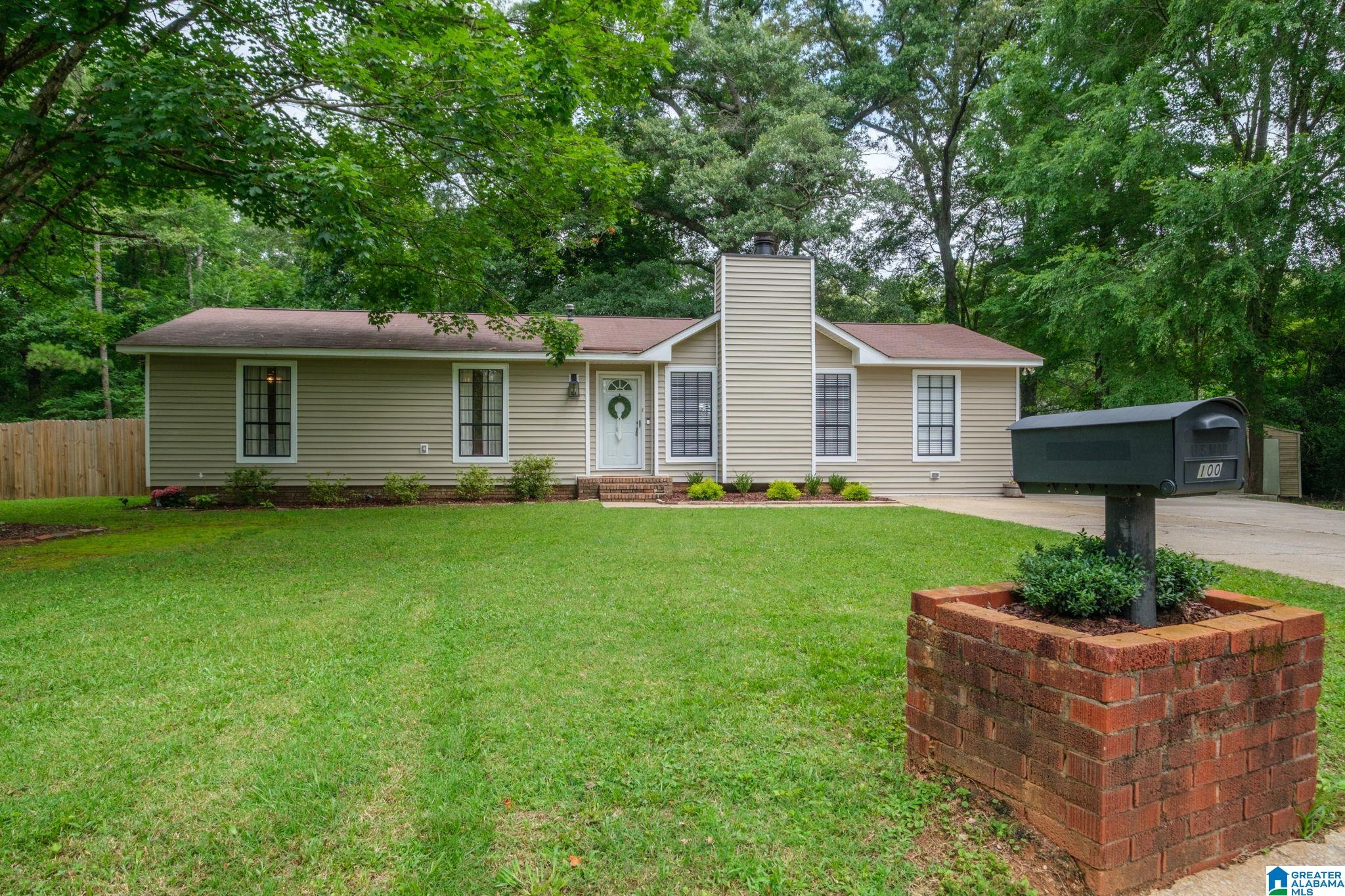 100 Hummingbird Circle Alabaster, AL 35007 - Photo 36 of 43