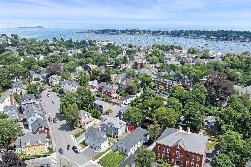 134 Elm Street, Unit 134 Marblehead, MA 01945 - Photo 38 of 38 an aerial view of a city