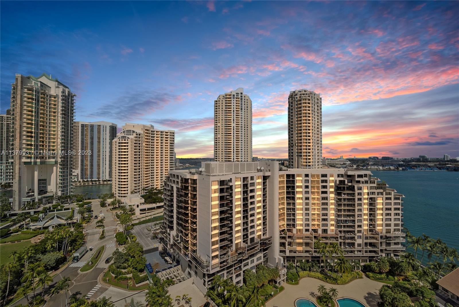 520 Brickell Key Drive, Unit APH10 Miami, FL 33131 - Photo 14 of 23 a view of city with tall buildings