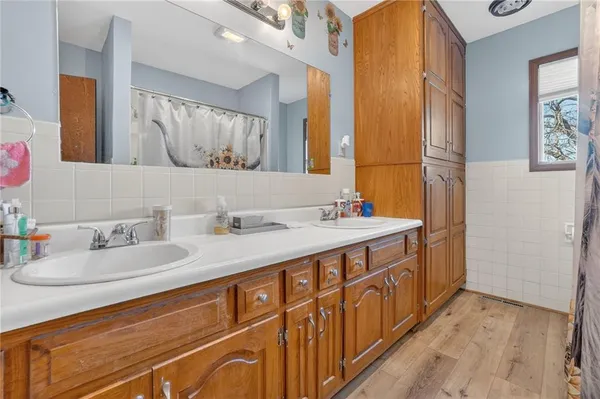 $480,000 | 721 Southwest 1251st Road, Holden, MO 64040