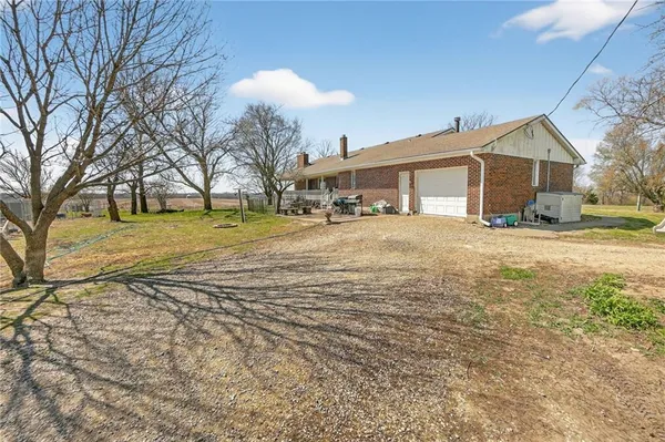 $480,000 | 721 Southwest 1251st Road, Holden, MO 64040