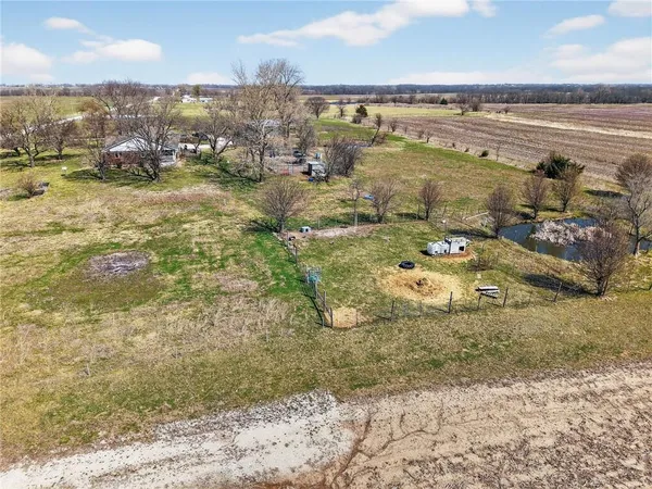 $480,000 | 721 Southwest 1251st Road, Holden, MO 64040