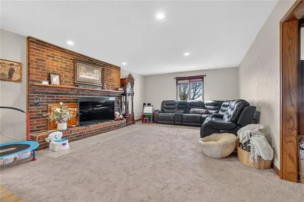 $480,000 | 721 Southwest 1251st Road, Holden, MO 64040