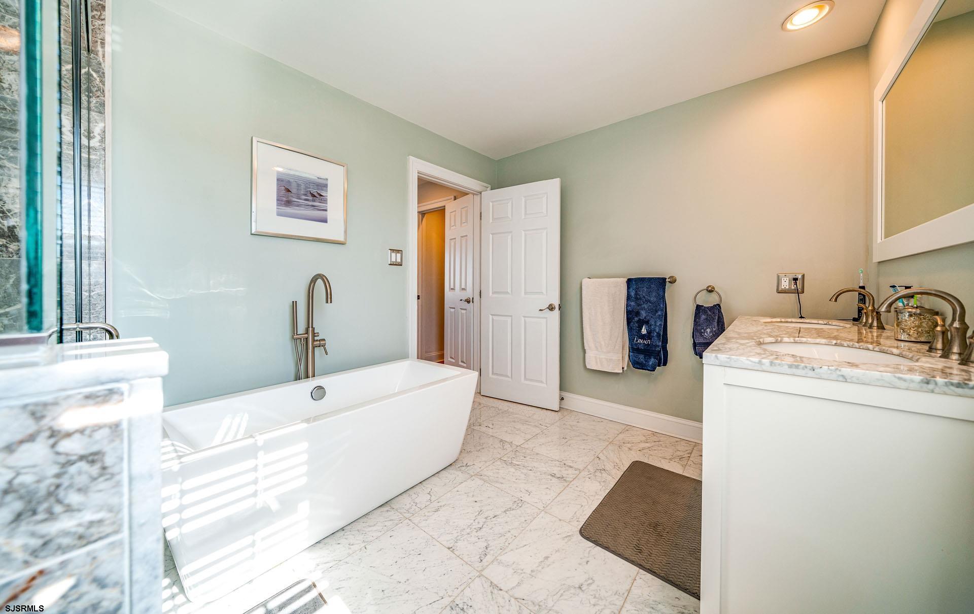 4 East Newcastle Road Ocean City, NJ 08226 - Photo 25 of 58