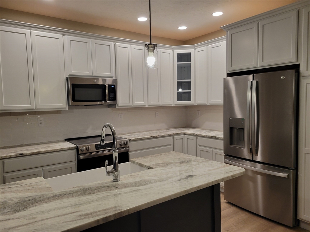 212 Fidelity Drive, Unit 83 Rutland, MA 01543 - Photo 1 of 15