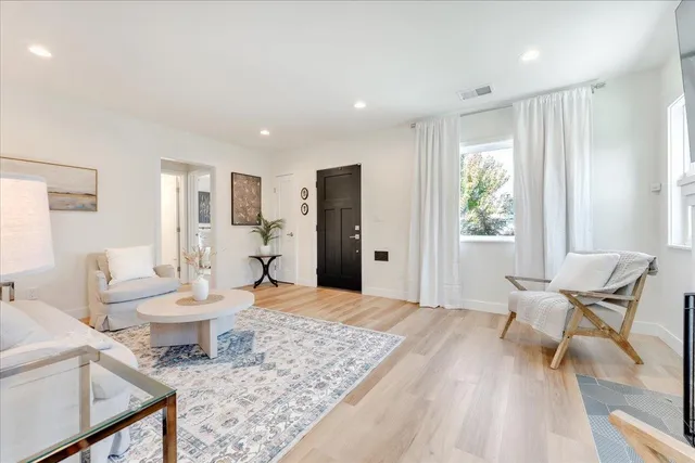 $1,395,000 | 655 North 5th Street, San Jose, CA 95112
