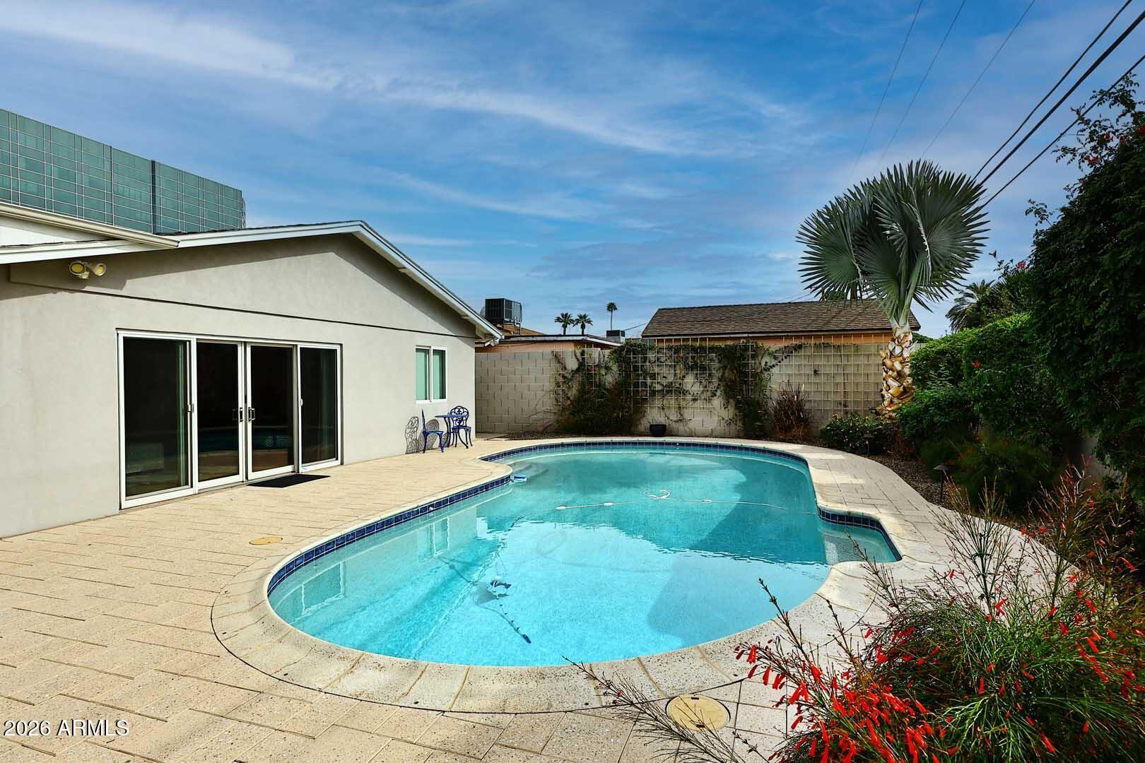 2525 East Pierson Street Phoenix, AZ 85016 - Photo 35 of 36 a view of outdoor space yard swimming pool and porch