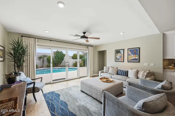 $925,000 | 2525 East Pierson Street, Phoenix, AZ 85016