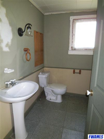206 East 1st Street Ridgeville, IN 47380 - Photo 7 of 12 Gallery Image 7