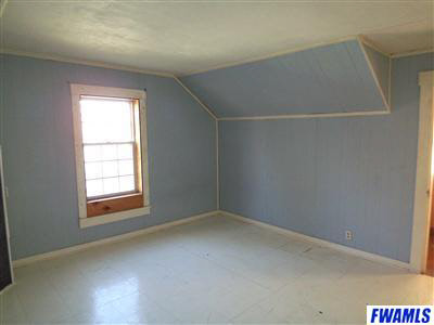 206 East 1st Street Ridgeville, IN 47380 - Photo 9 of 12 Gallery Image 9
