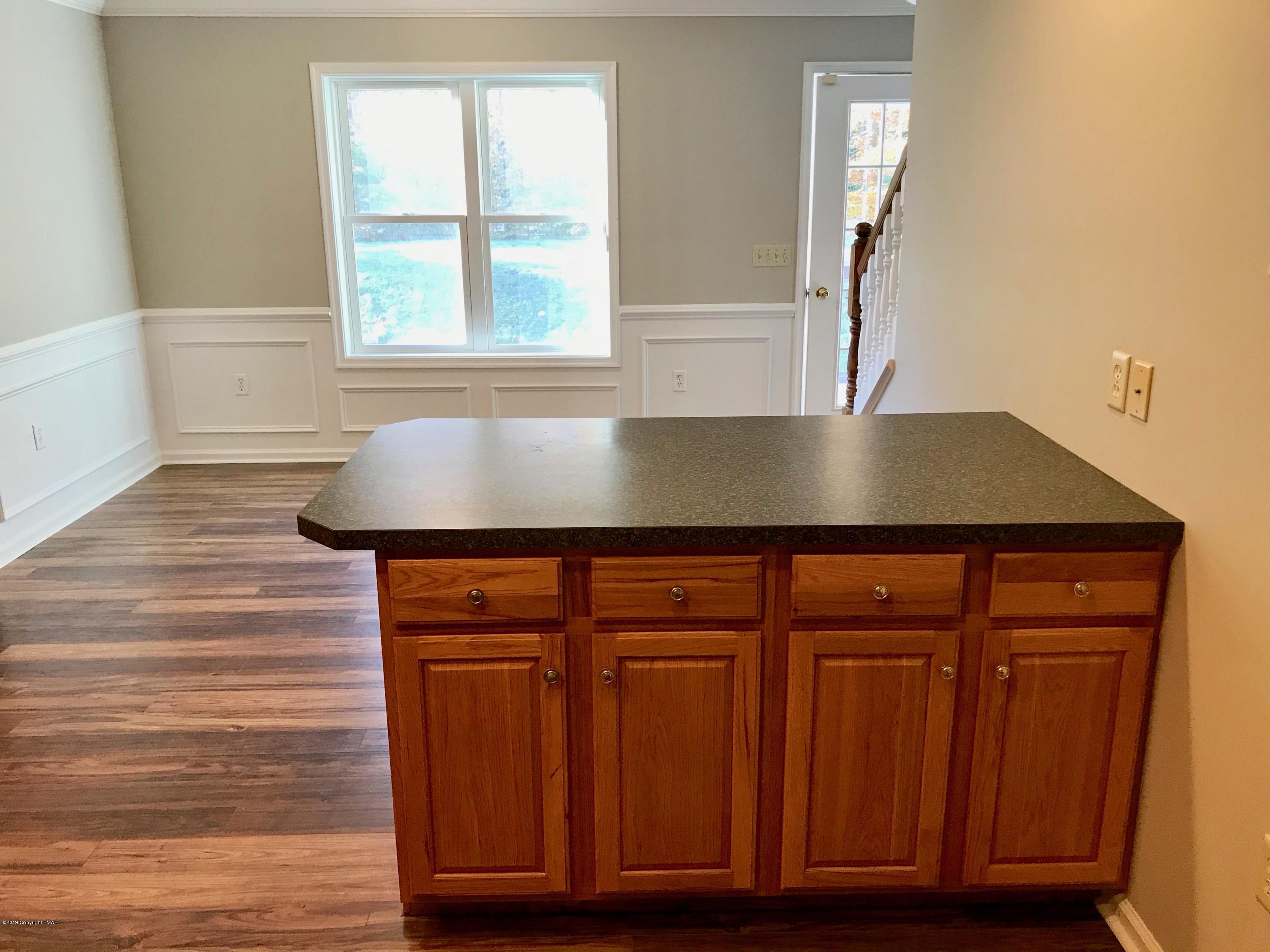 8148 Mayfair Road Tobyhanna, PA 18466 - Photo 13 of 31 Kitchen3