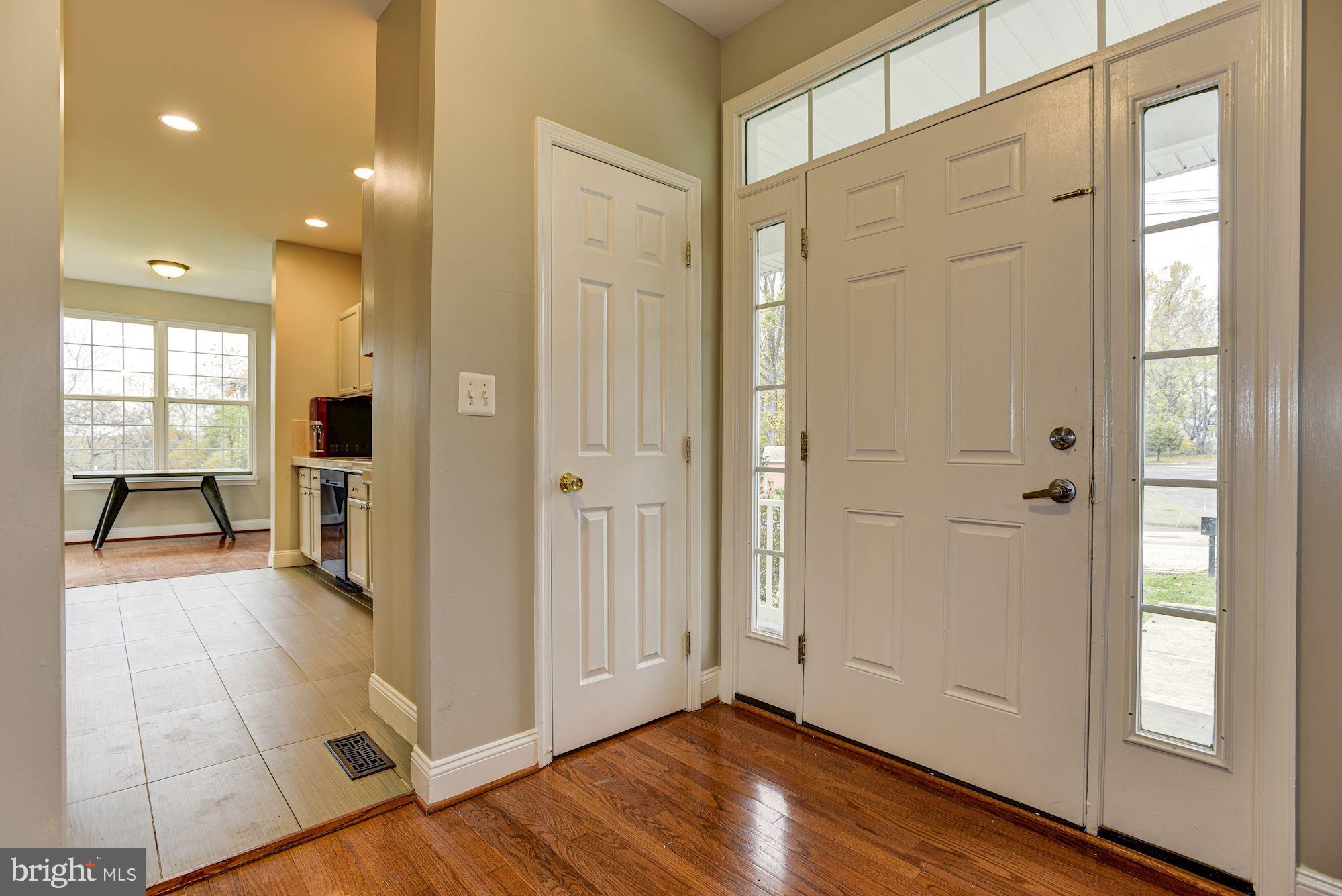 9406 Guilford Road Columbia, MD 21046 - Photo 2 of 35 Sun Filled Foyer