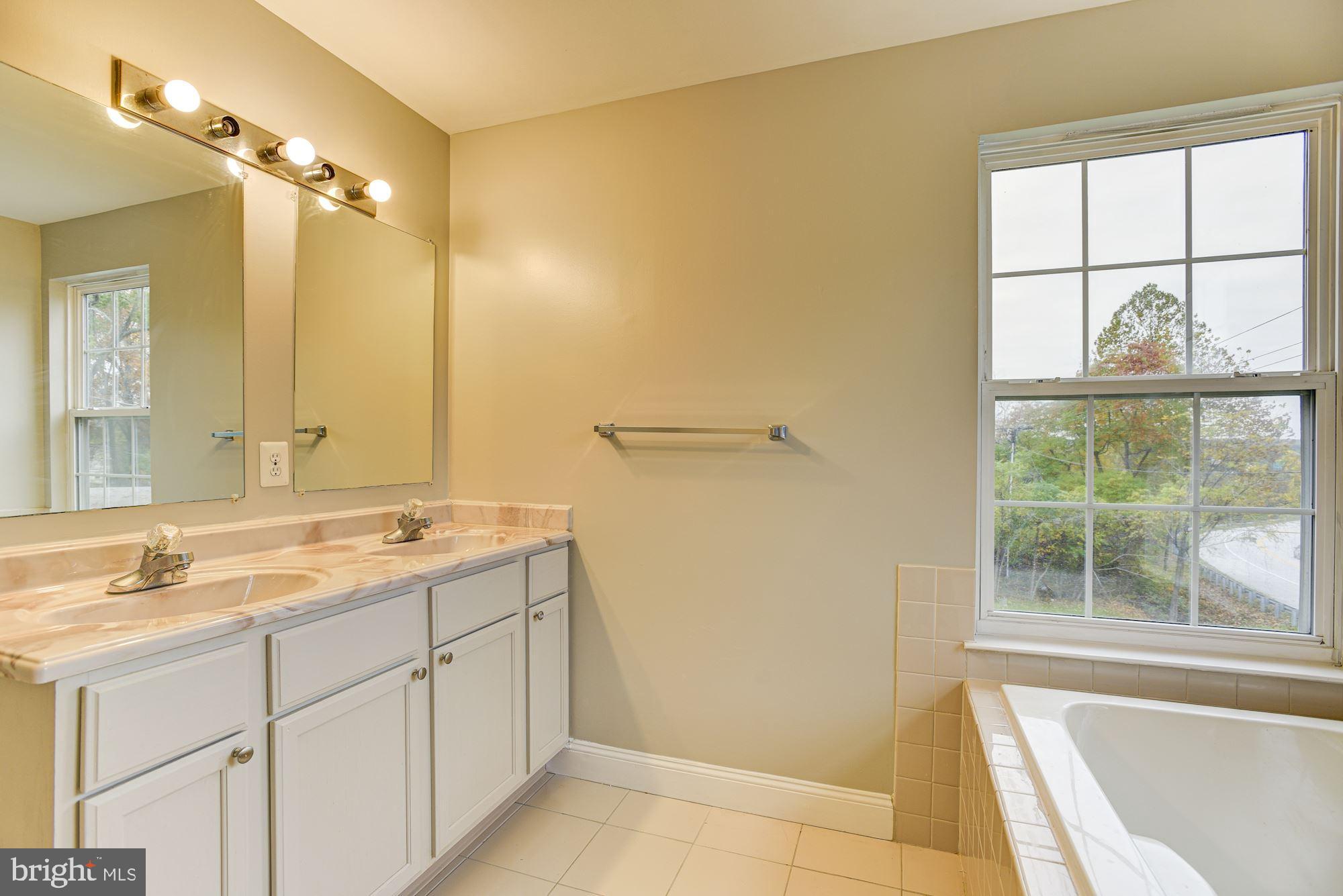 9406 Guilford Road Columbia, MD 21046 - Photo 17 of 35 Primary Bath