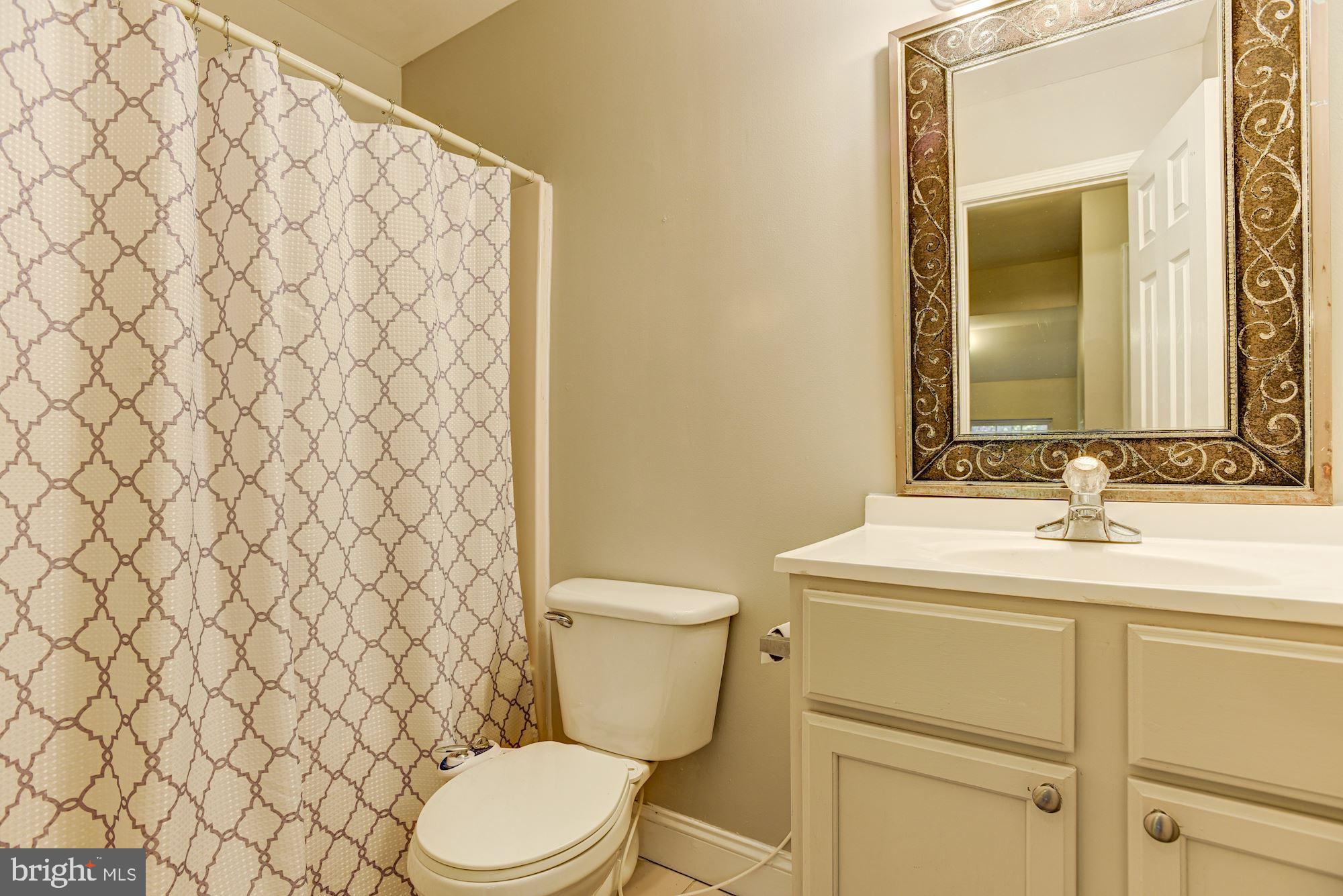 9406 Guilford Road Columbia, MD 21046 - Photo 21 of 35 Hall Bath