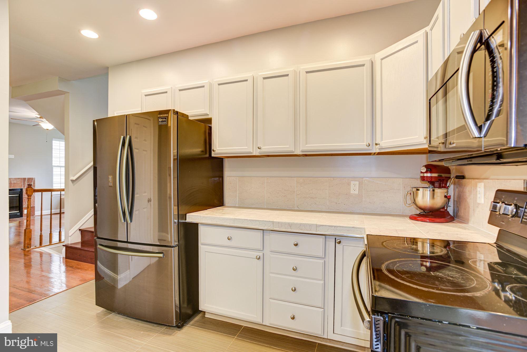 9406 Guilford Road Columbia, MD 21046 - Photo 7 of 35 Kitchen with NEW Appliances