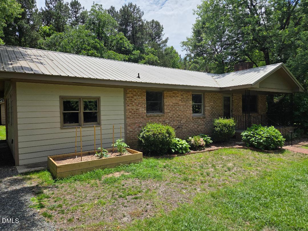 1185 White Hill Road Sanford, NC 27332 - Photo 8 of 22