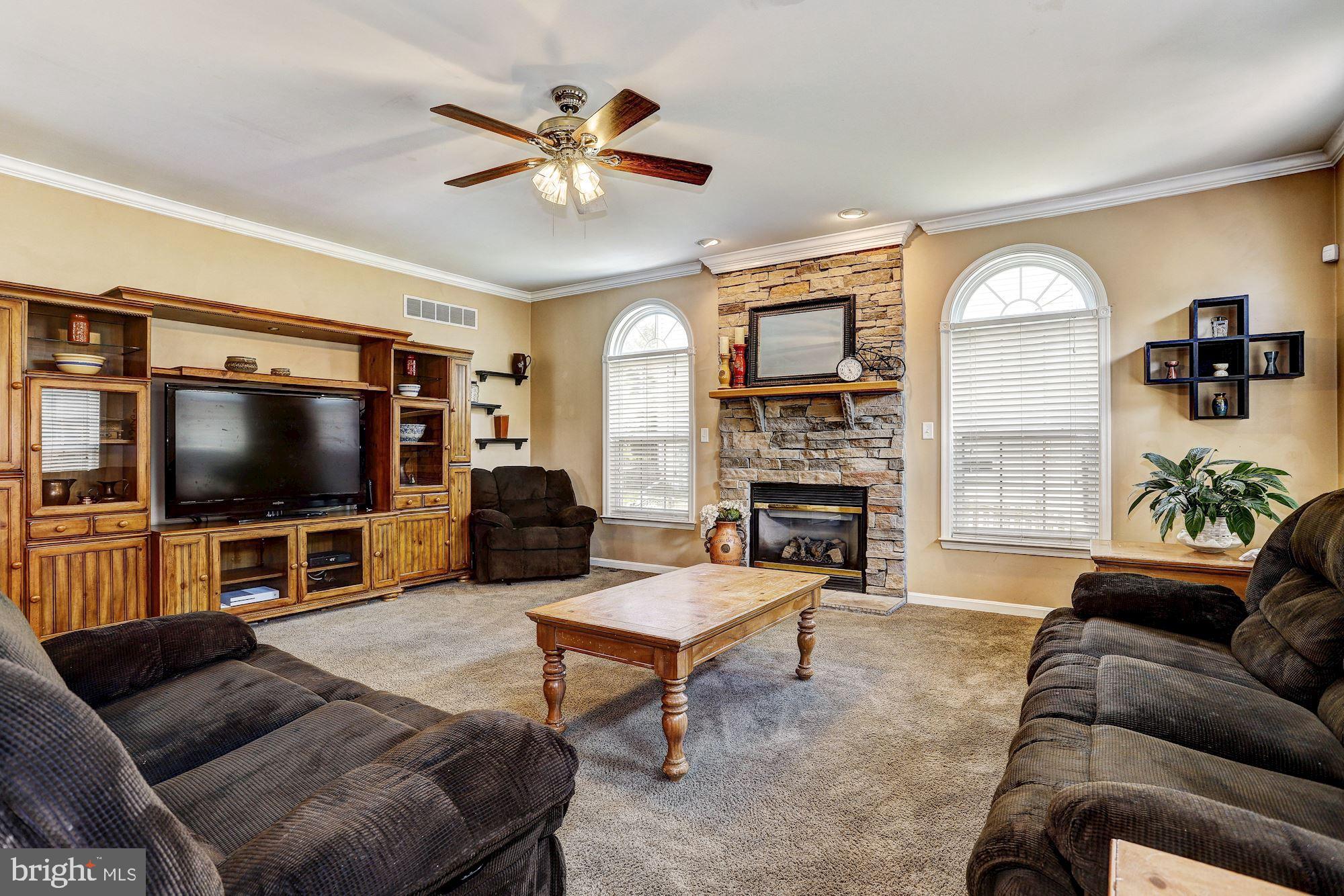 11345 Holter Road White Marsh, MD 21162 - Photo 15 of 38 Family Room