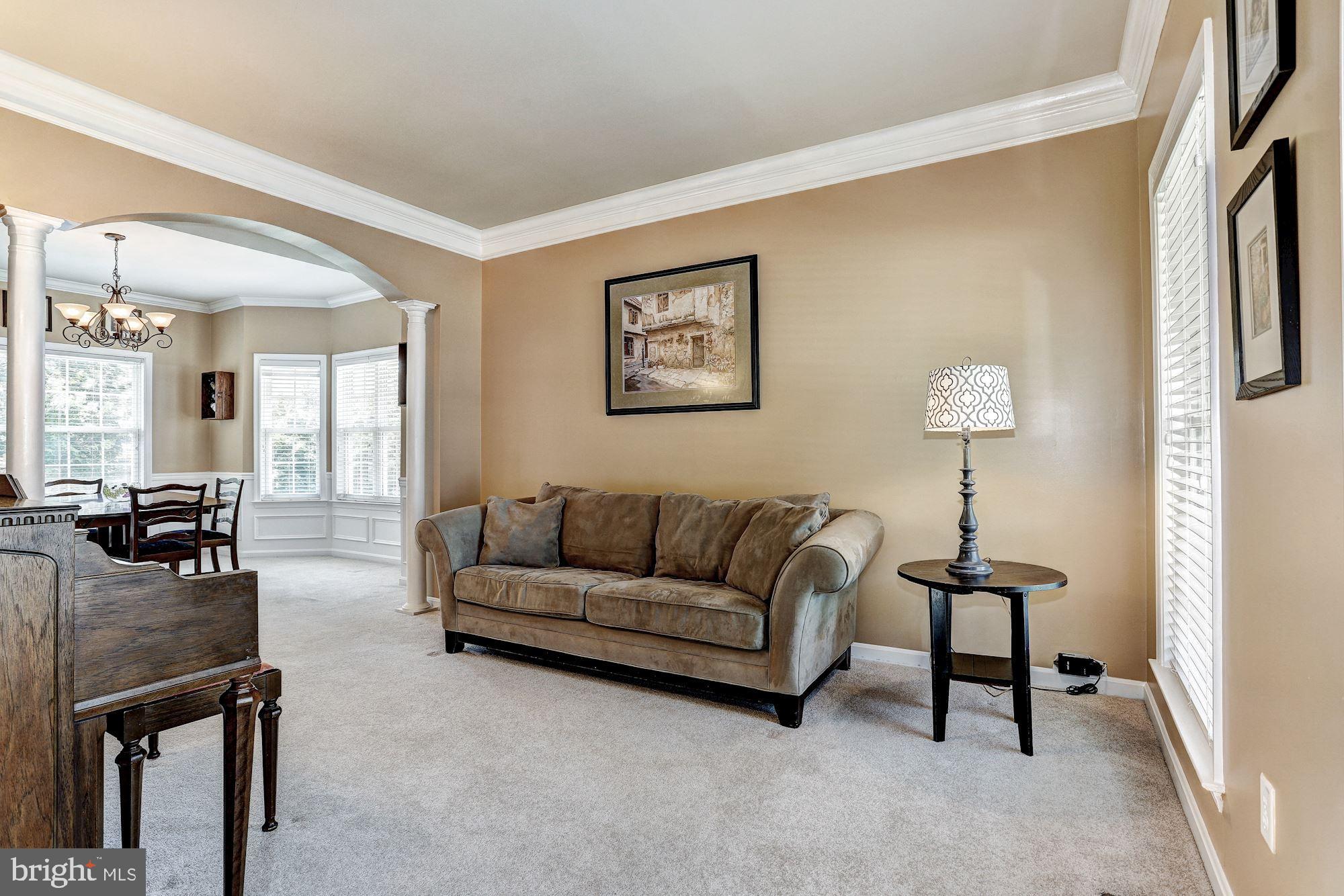 11345 Holter Road White Marsh, MD 21162 - Photo 4 of 38 Living Room
