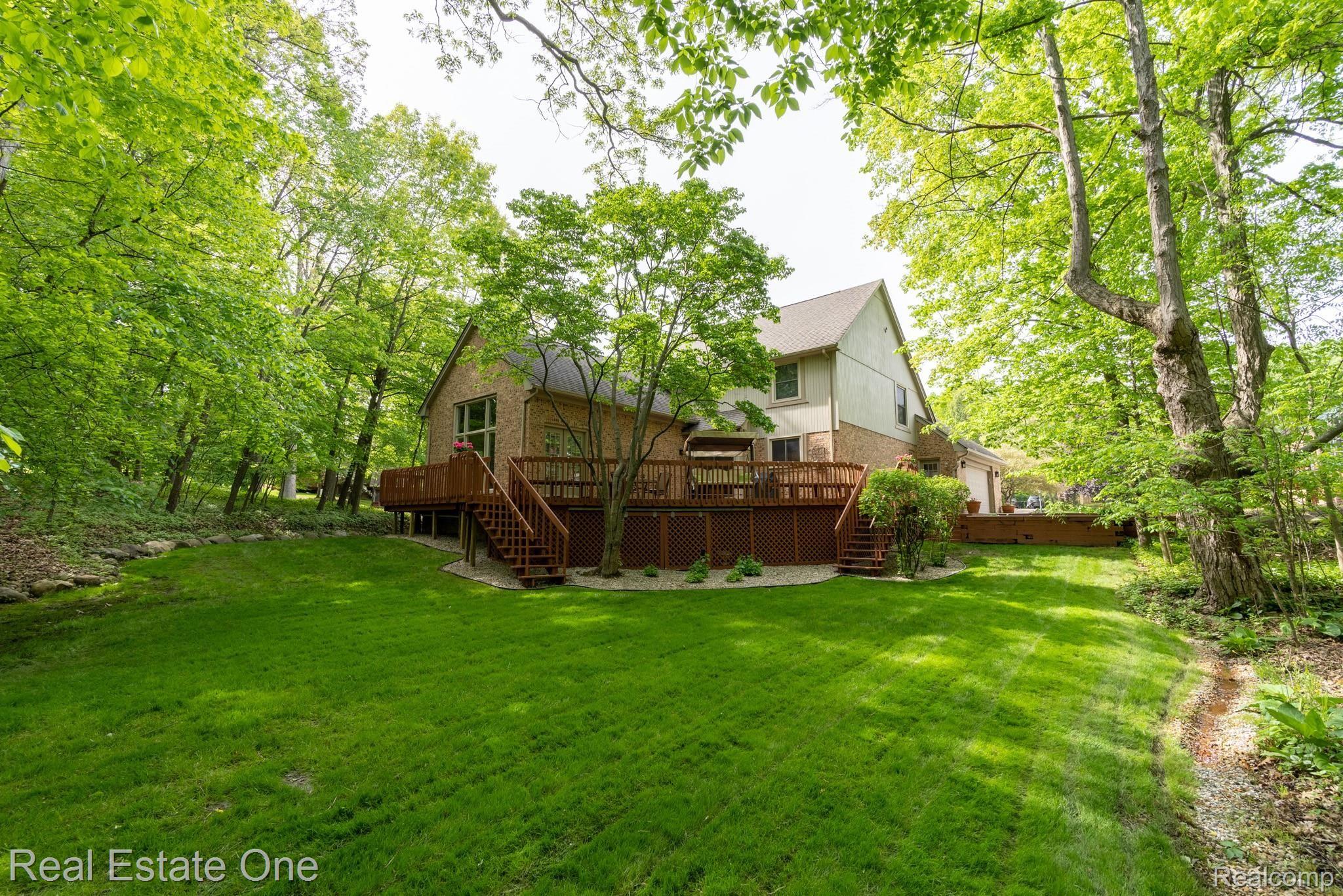 1403 Springwood Lane Rochester, MI 48309 - Photo 46 of 47 DSC06917-HDR.jpg