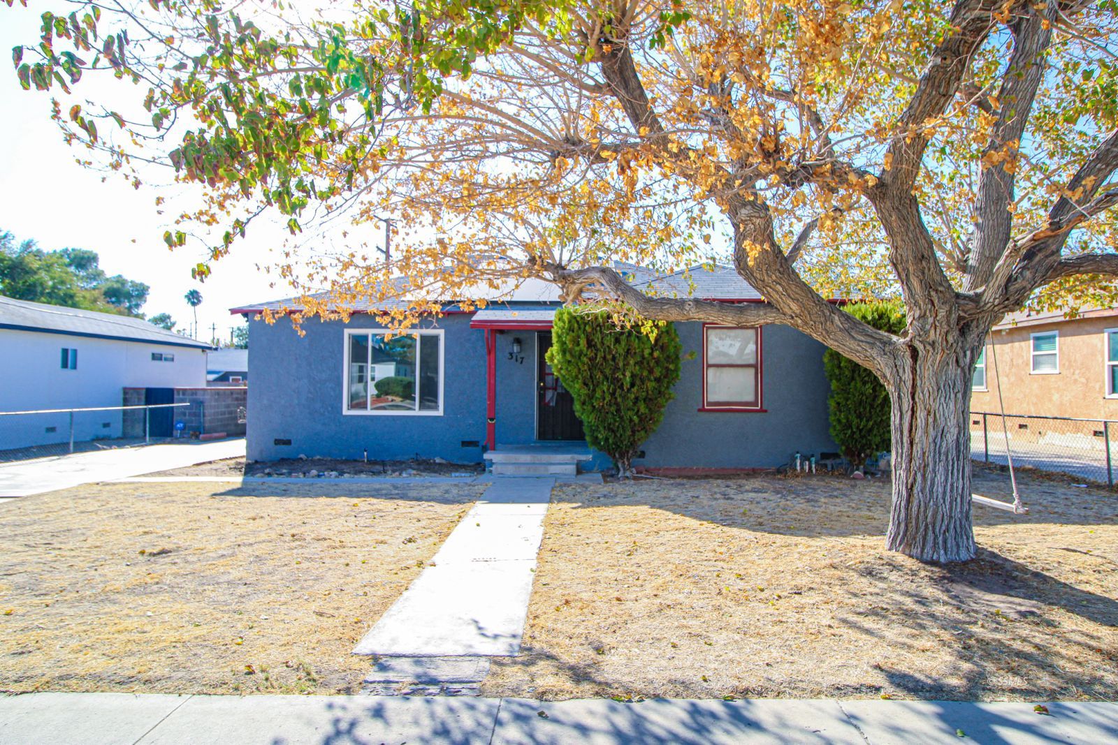 317 North Balsam Street Ridgecrest, CA 93555 - Photo 1 of 33