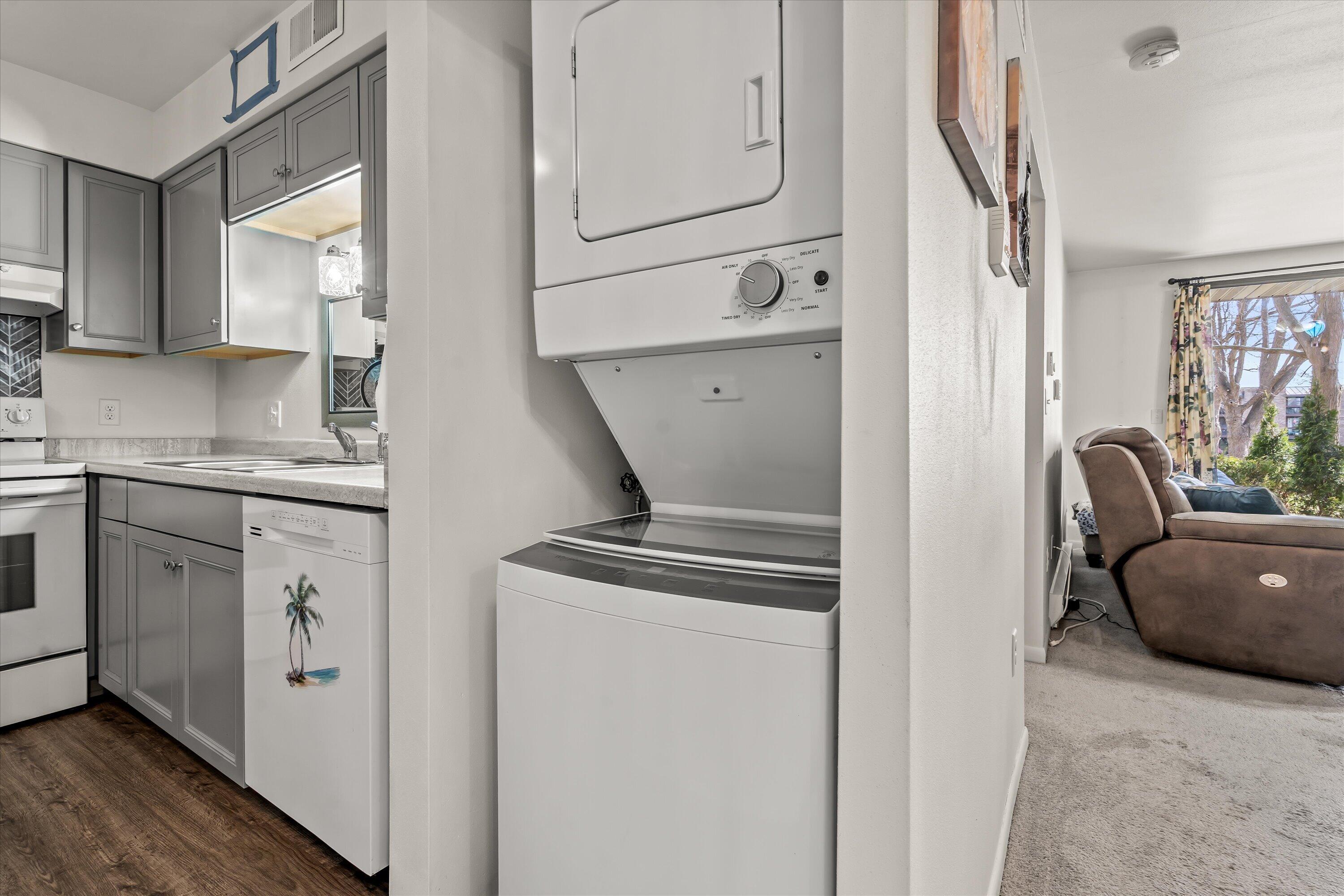 3759 North 88th Street, Unit 105 Milwaukee, WI 53222 - Photo 18 of 34 20-DSC09483