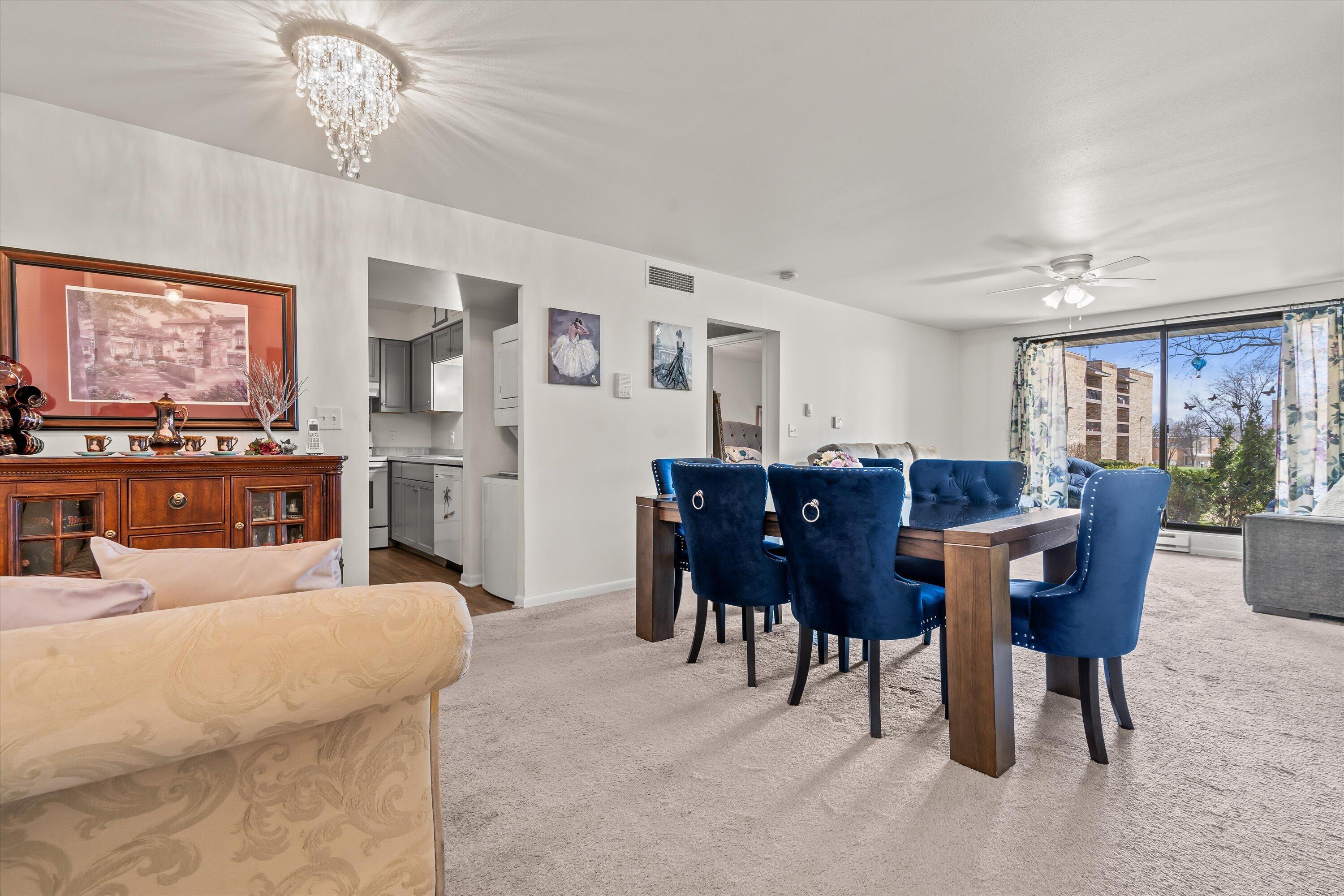 3759 North 88th Street, Unit 105 Milwaukee, WI 53222 - Photo 6 of 34 14-DSC09452