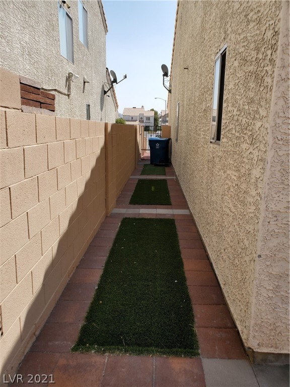 2817 Quaker Ridge Road Las Vegas, NV 89142 - Photo 24 of 27 Gallery Image 24