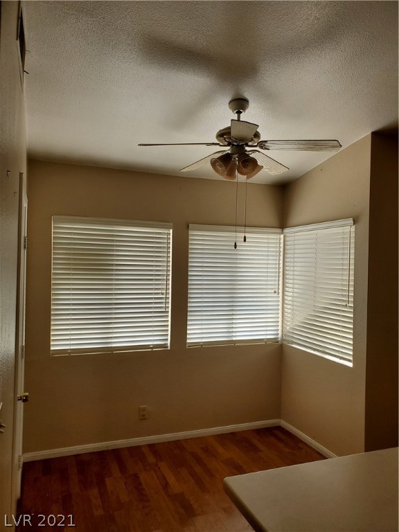2817 Quaker Ridge Road Las Vegas, NV 89142 - Photo 7 of 27 Gallery Image 7