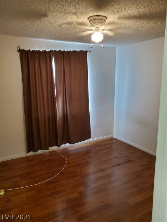 2817 Quaker Ridge Road Las Vegas, NV 89142 - Photo 9 of 27 Gallery Image 9
