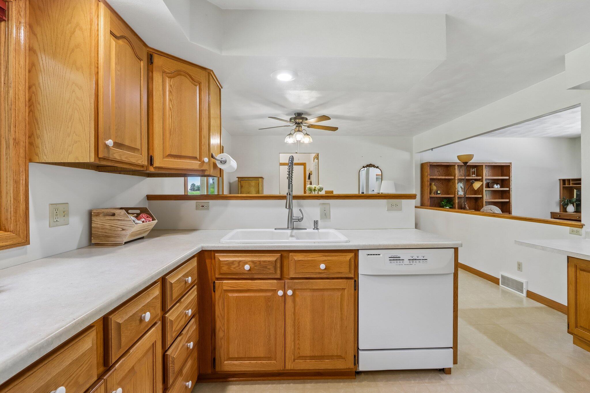 W8560 Hemlock Road Trenton, WI 53916 - Photo 12 of 47 11