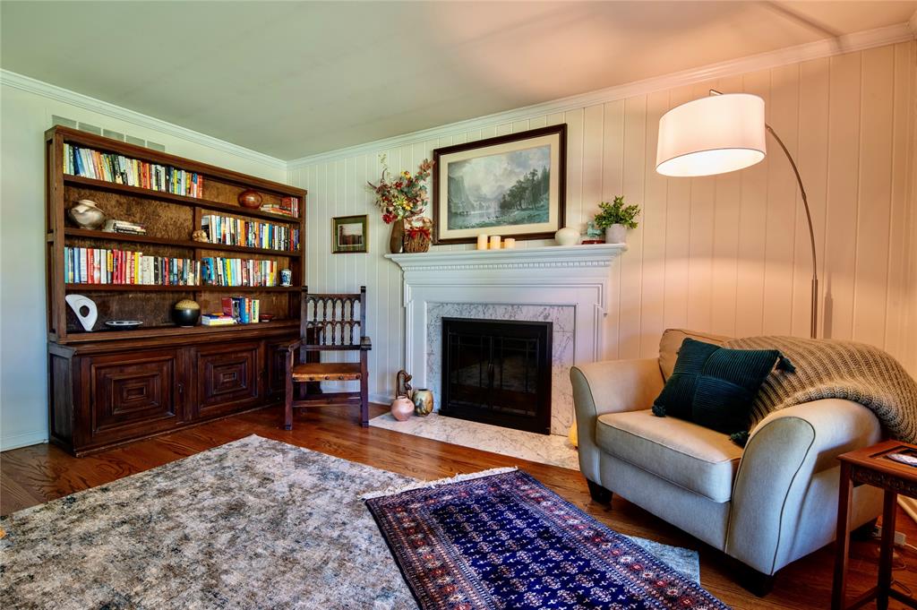6359 Brokenhurst Road Indianapolis, IN 46220 - Photo 5 of 42