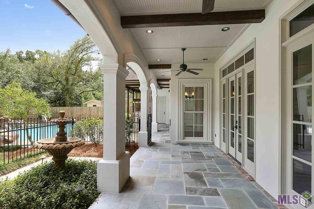 121 Shadows Bend Drive Baton Rouge, LA 70810 - Photo 4 of 32 Gallery Image 4