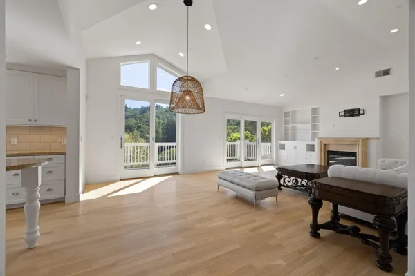 $2,488,000 | 43 Baywood Terrace, San Rafael, CA 94901