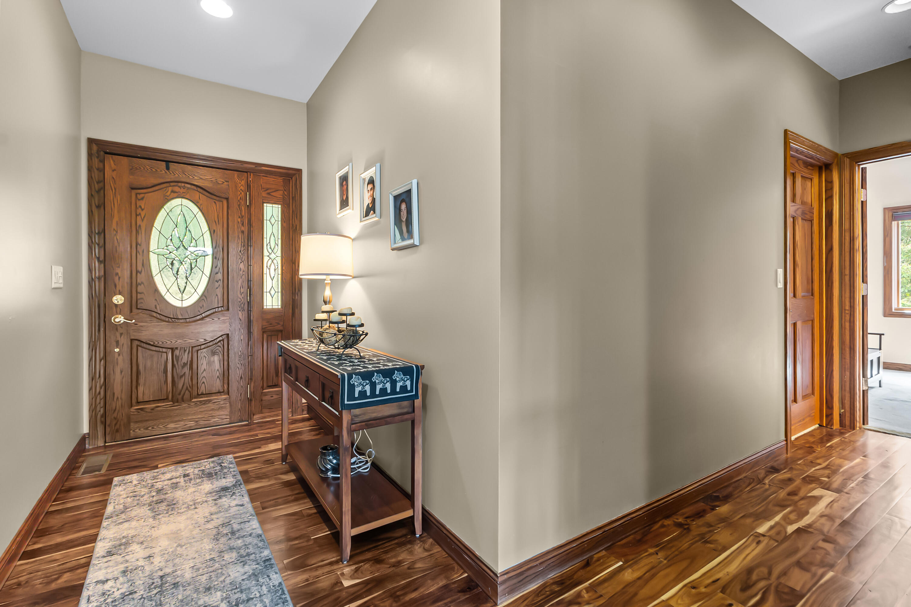 W5574 Briarwood Road La Grange, WI 53121 - Photo 5 of 45 Entryway
