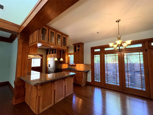 $328,000 | 1 Waterford Drive, Pinehurst, TX 77630