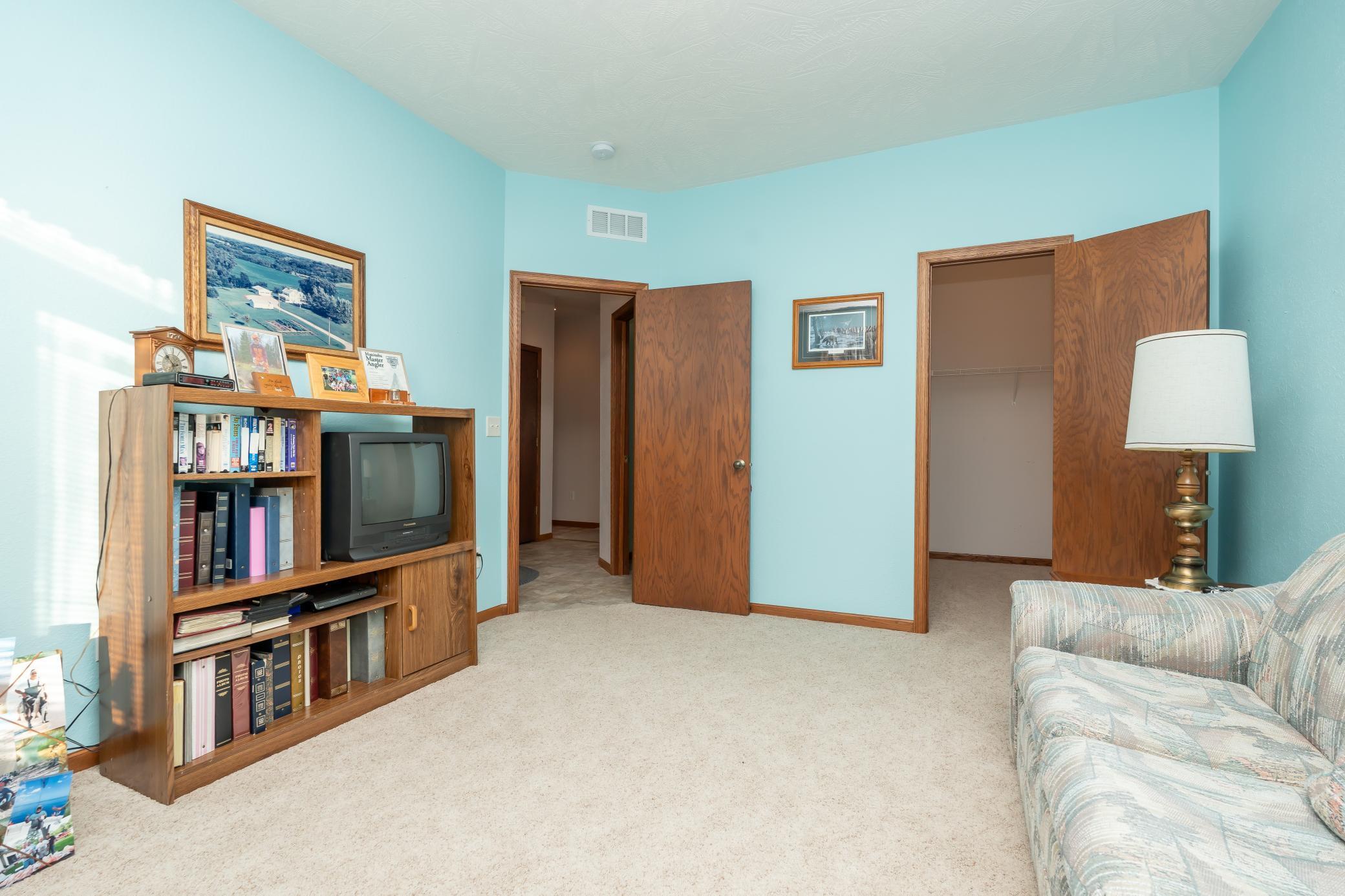 419 Independence Street New Prague, MN 56071 - Photo 7 of 34