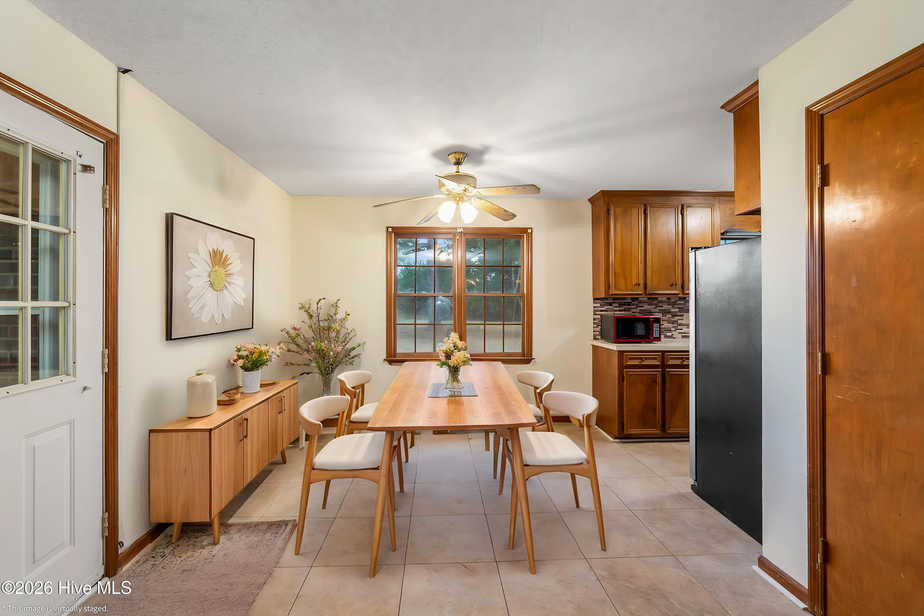 207 Gavin Road Plymouth, NC 27962 - Photo 5 of 29 Dinning room VS