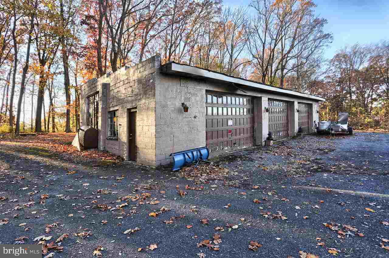 5710 Union Deposit Road Harrisburg, PA 17111 - Photo 22 of 25 Gallery Image 22