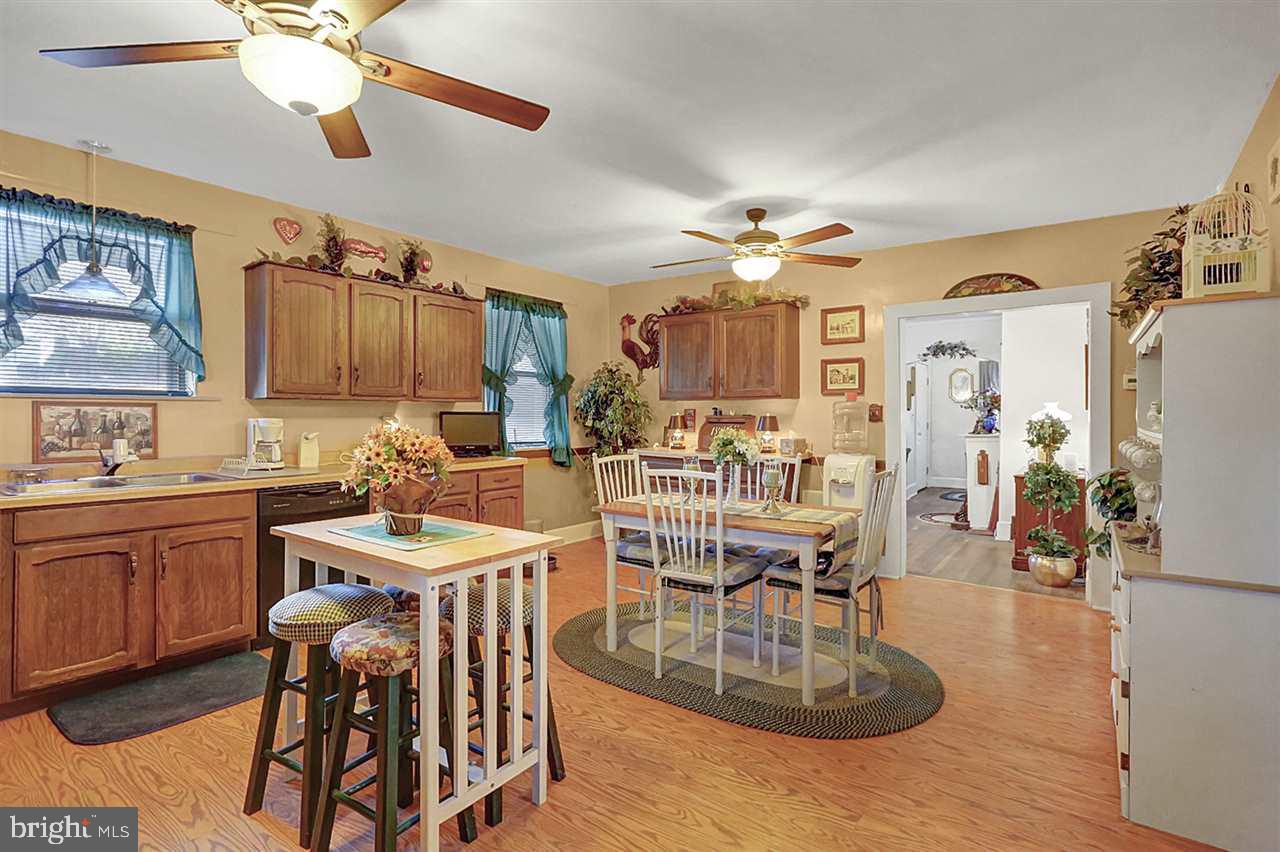 5710 Union Deposit Road Harrisburg, PA 17111 - Photo 5 of 25 Gallery Image 5