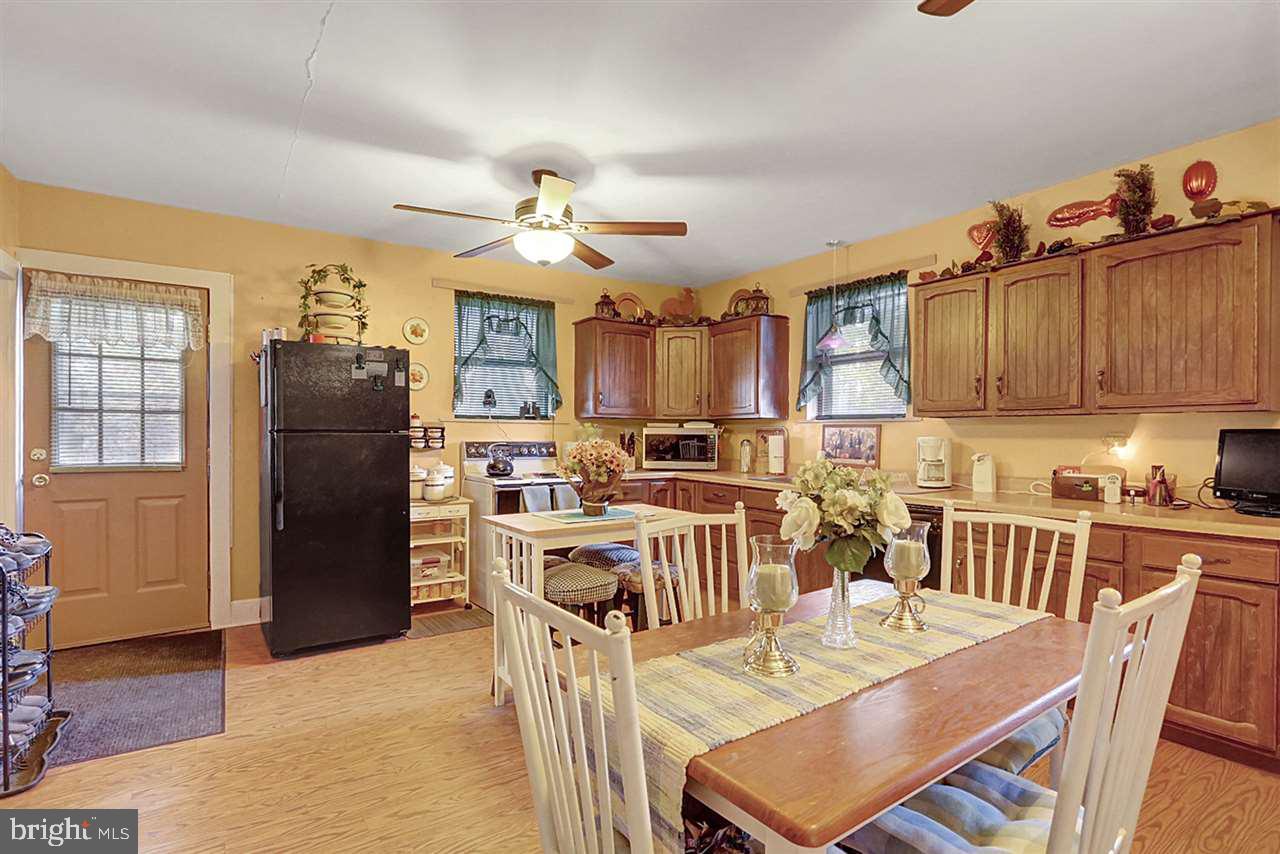 5710 Union Deposit Road Harrisburg, PA 17111 - Photo 6 of 25 Gallery Image 6